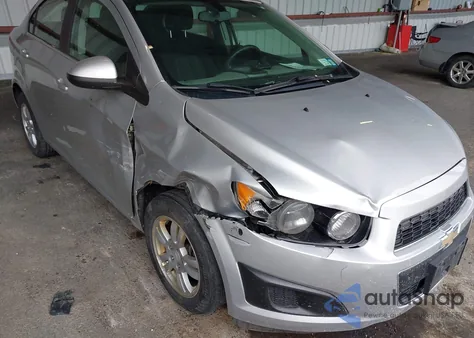 2015 Chevrolet Sonic Lt Auto z USA, uszkodzony, nr VIN 1G1JC5SH4F4169475